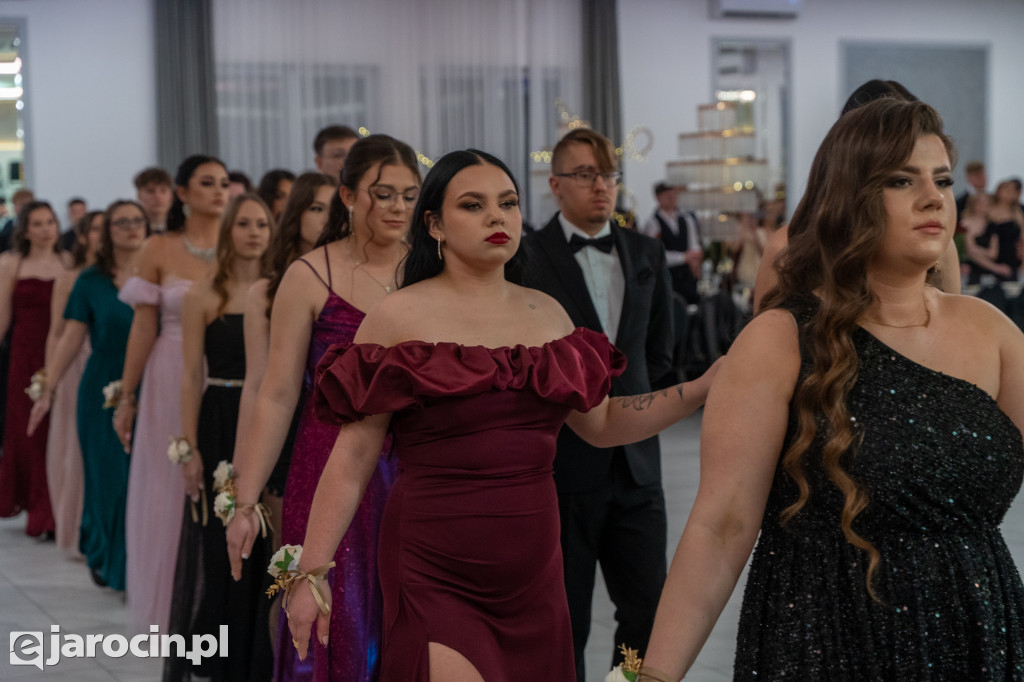 Studniówka 2025 maturzystów ZSP nr 2 w Jarocinie