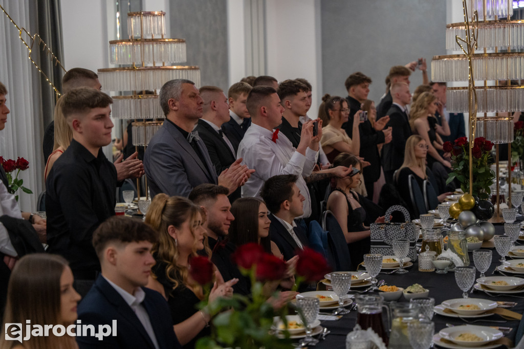 Studniówka 2025 maturzystów ZSP nr 2 w Jarocinie