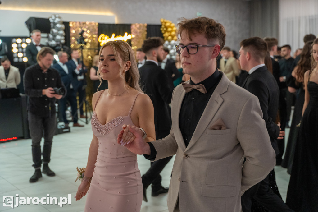 Studniówka 2025 maturzystów ZSP nr 2 w Jarocinie