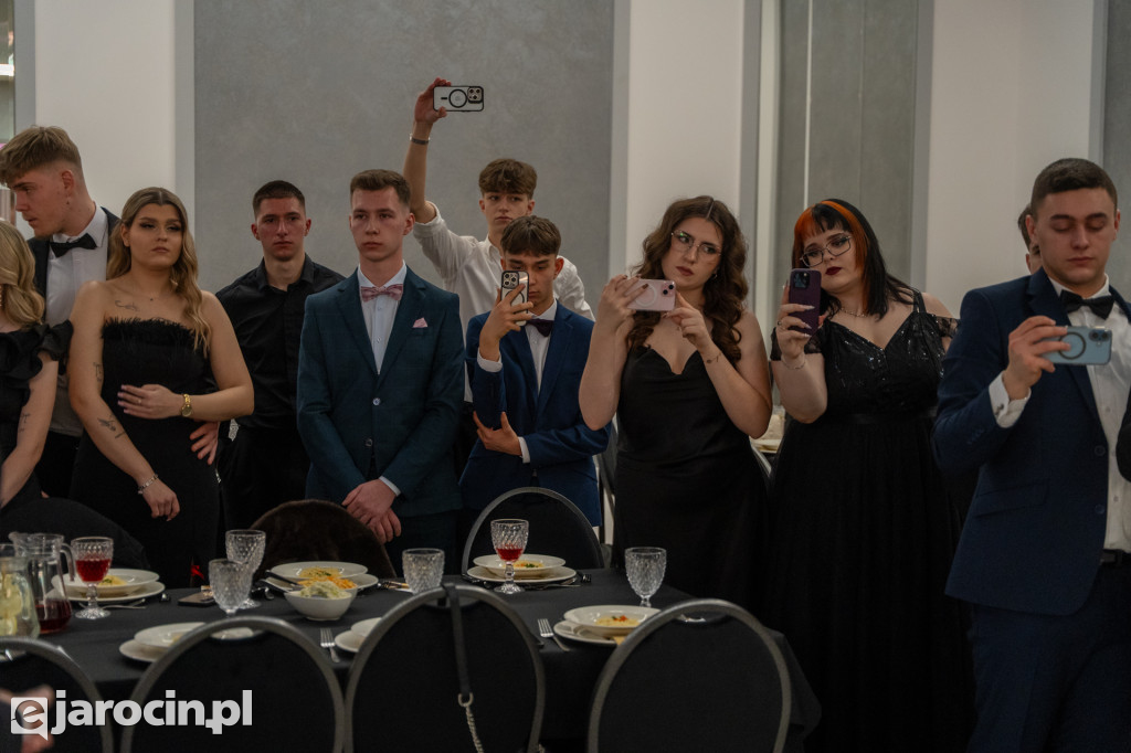 Studniówka 2025 maturzystów ZSP nr 2 w Jarocinie