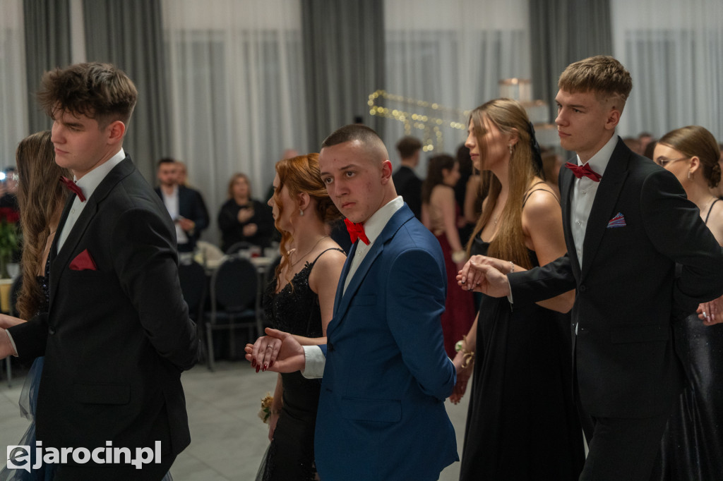 Studniówka 2025 maturzystów ZSP nr 2 w Jarocinie