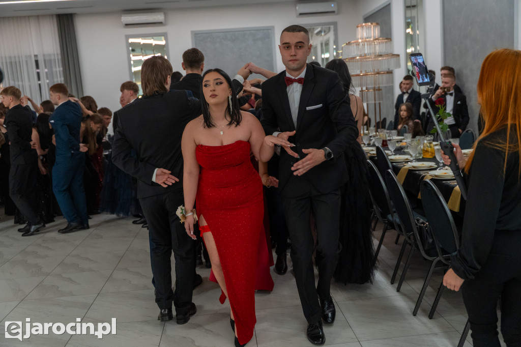 Studniówka 2025 maturzystów ZSP nr 2 w Jarocinie