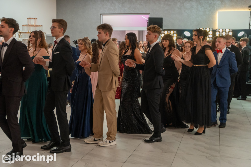 Studniówka 2025 maturzystów ZSP nr 2 w Jarocinie