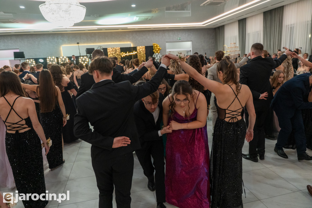 Studniówka 2025 maturzystów ZSP nr 2 w Jarocinie