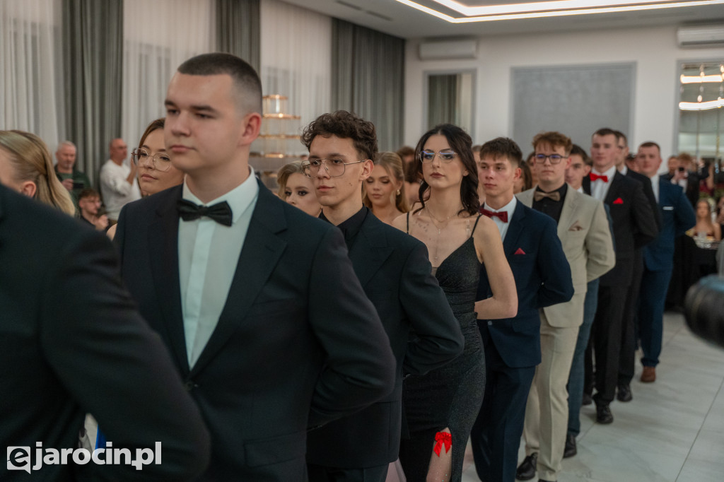 Studniówka 2025 maturzystów ZSP nr 2 w Jarocinie