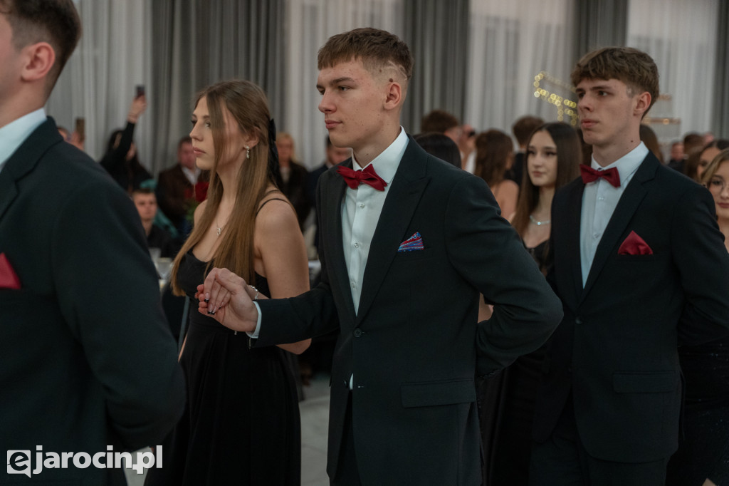 Studniówka 2025 maturzystów ZSP nr 2 w Jarocinie