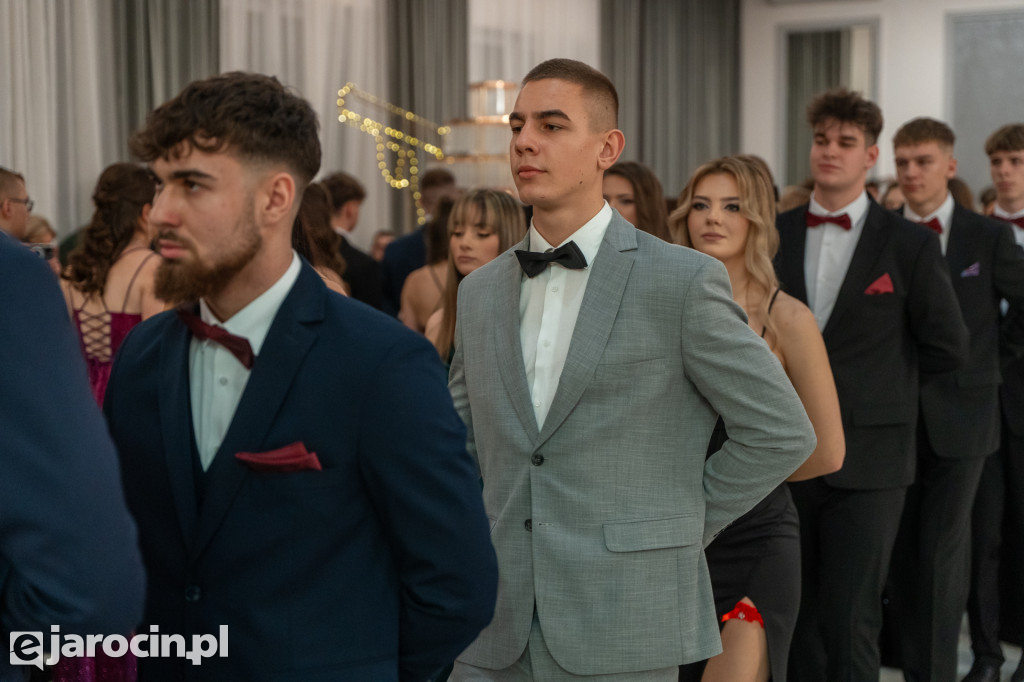 Studniówka 2025 maturzystów ZSP nr 2 w Jarocinie