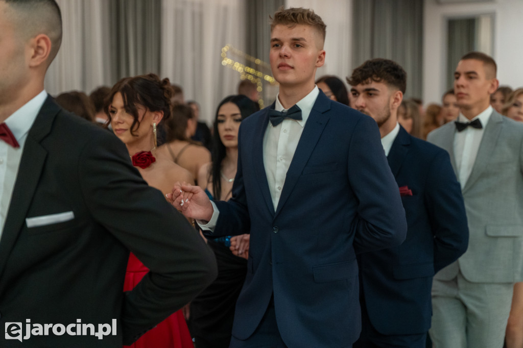 Studniówka 2025 maturzystów ZSP nr 2 w Jarocinie