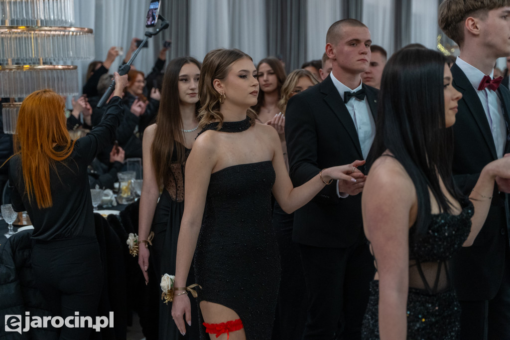 Studniówka 2025 maturzystów ZSP nr 2 w Jarocinie