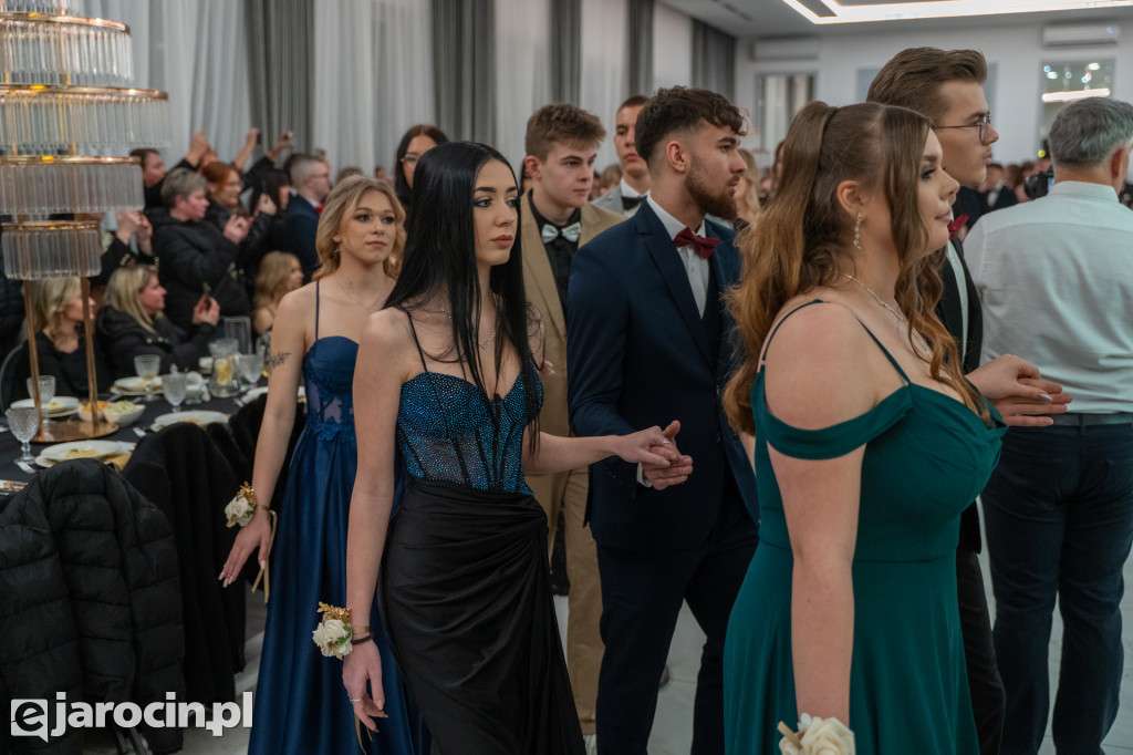 Studniówka 2025 maturzystów ZSP nr 2 w Jarocinie