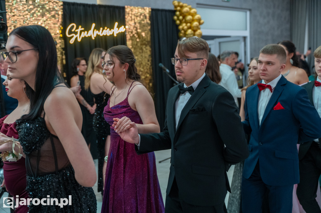 Studniówka 2025 maturzystów ZSP nr 2 w Jarocinie