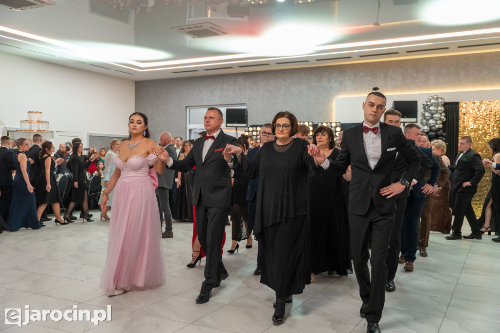 Studniówka 2025 maturzystów ZSP nr 2 w Jarocinie