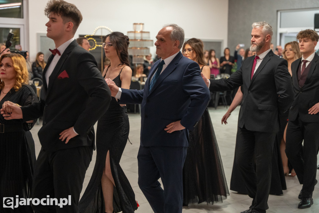 Studniówka 2025 maturzystów ZSP nr 2 w Jarocinie