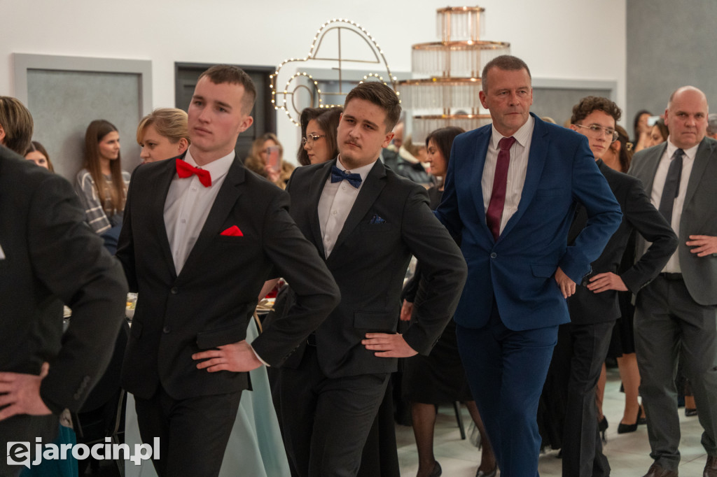 Studniówka 2025 maturzystów ZSP nr 2 w Jarocinie