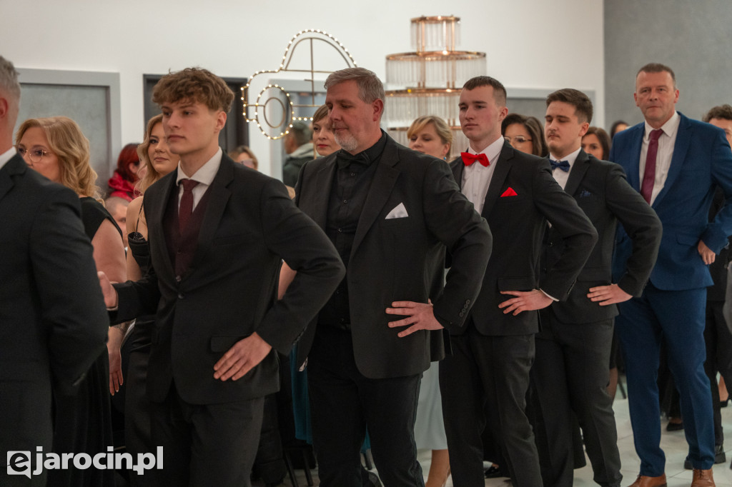 Studniówka 2025 maturzystów ZSP nr 2 w Jarocinie