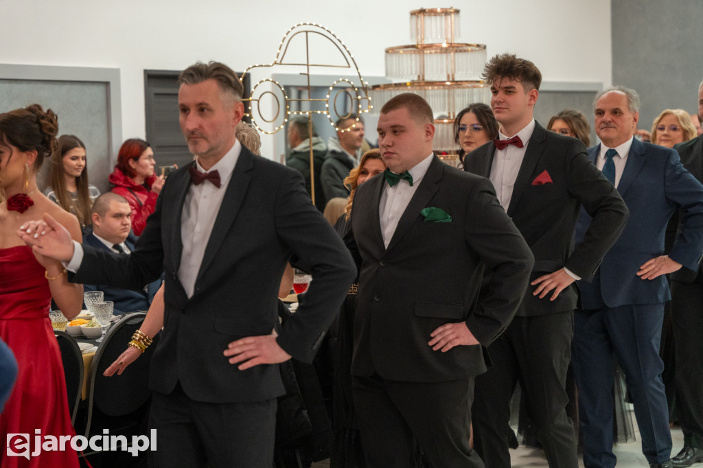 Studniówka 2025 maturzystów ZSP nr 2 w Jarocinie