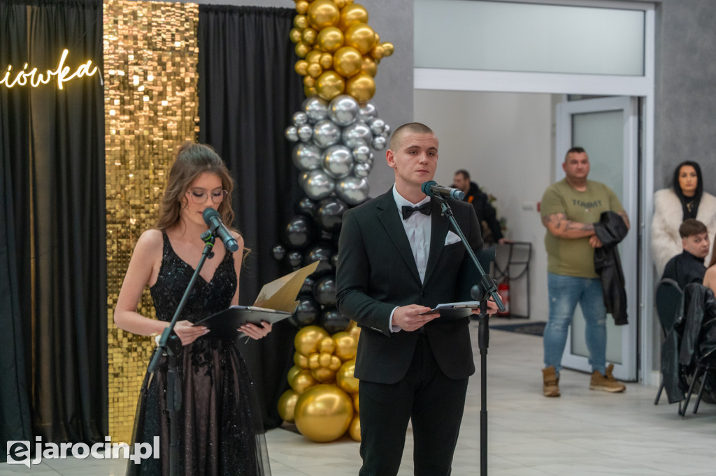 Studniówka 2025 maturzystów ZSP nr 2 w Jarocinie