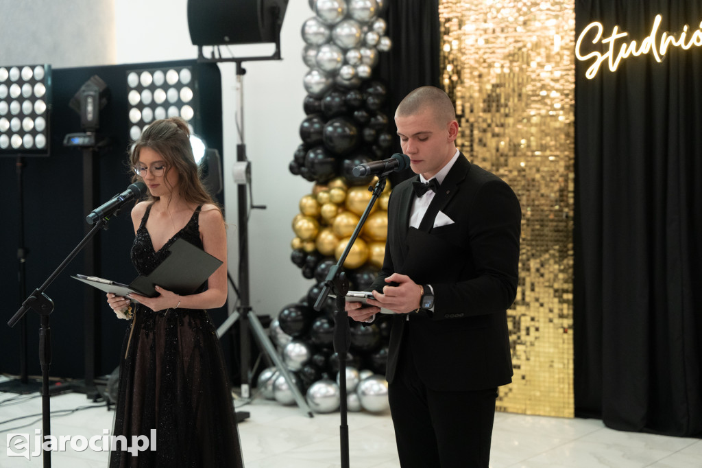 Studniówka 2025 maturzystów ZSP nr 2 w Jarocinie