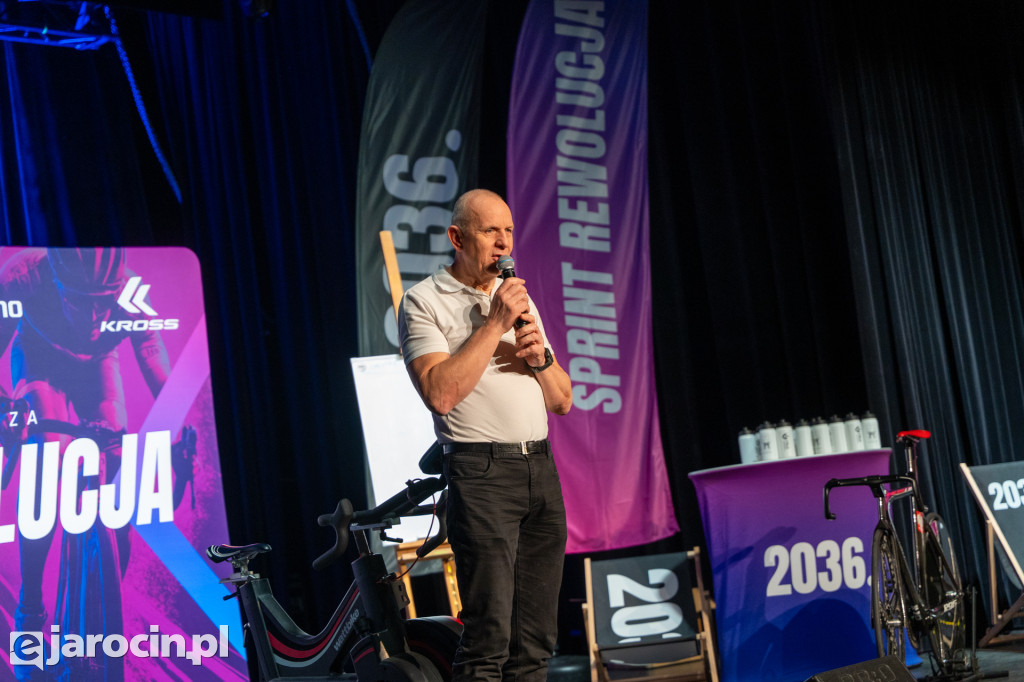 Jarocin na rowerze! Uczniowie rywalizowali jak zawodowi kolarze