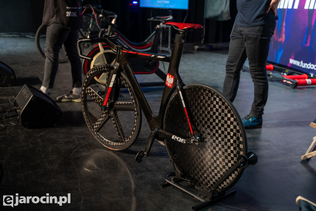 Jarocin na rowerze! Uczniowie rywalizowali jak zawodowi kolarze