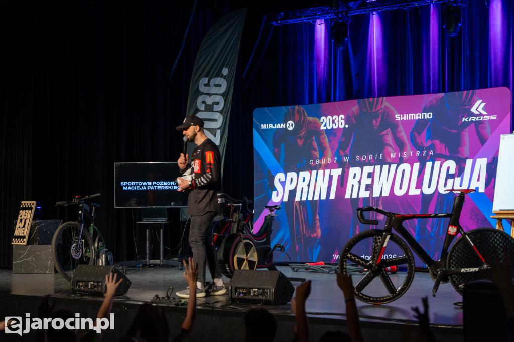 Jarocin na rowerze! Uczniowie rywalizowali jak zawodowi kolarze