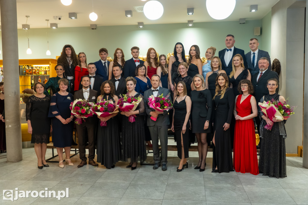 Studniówka 2025 maturzystów ZSP nr 1 w Jarocinie