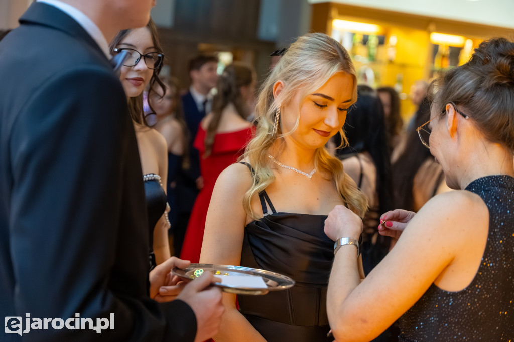 Studniówka 2025 maturzystów ZSP nr 1 w Jarocinie