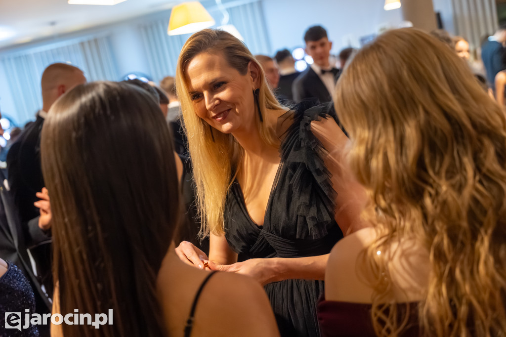 Studniówka 2025 maturzystów ZSP nr 1 w Jarocinie