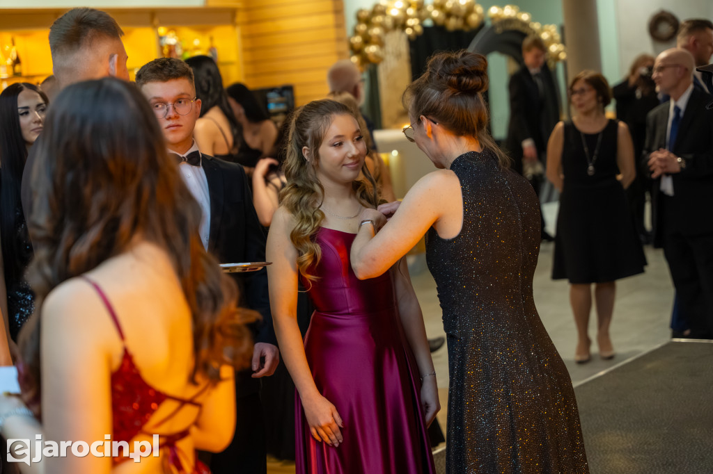 Studniówka 2025 maturzystów ZSP nr 1 w Jarocinie