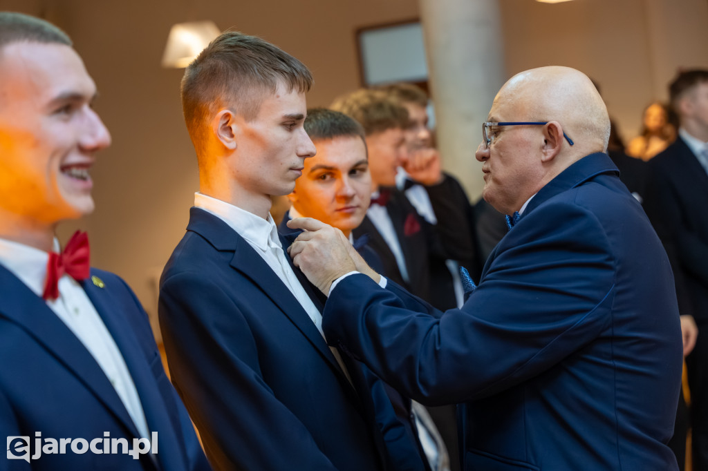 Studniówka 2025 maturzystów ZSP nr 1 w Jarocinie