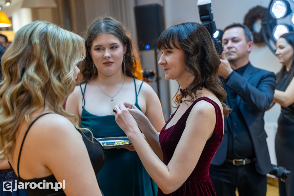 Studniówka 2025 maturzystów ZSP nr 1 w Jarocinie