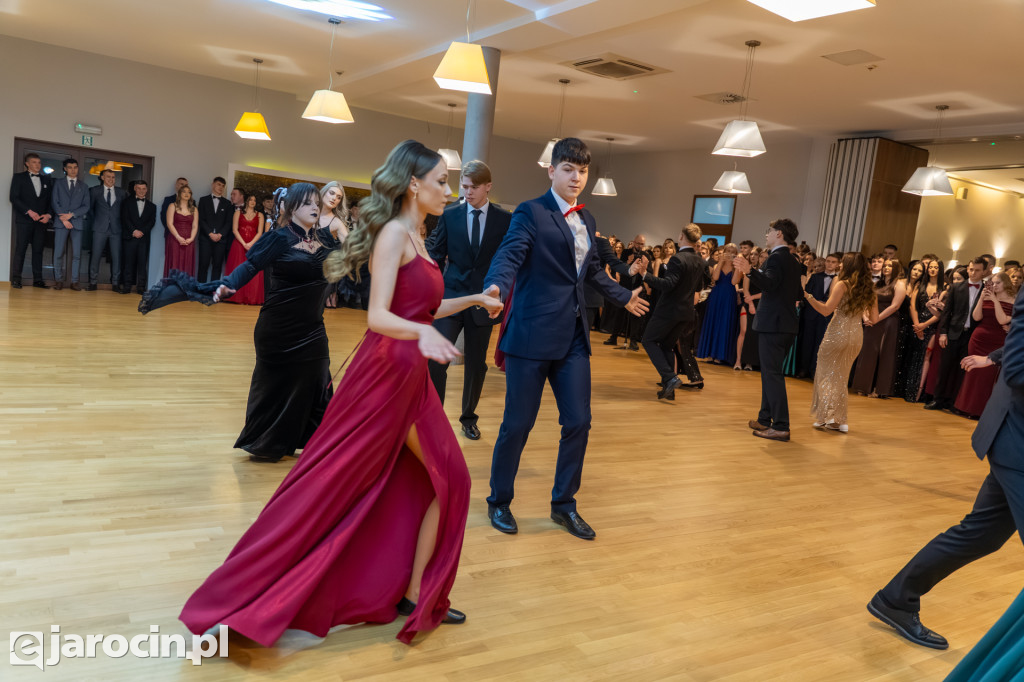 Studniówka 2025 maturzystów ZSP nr 1 w Jarocinie