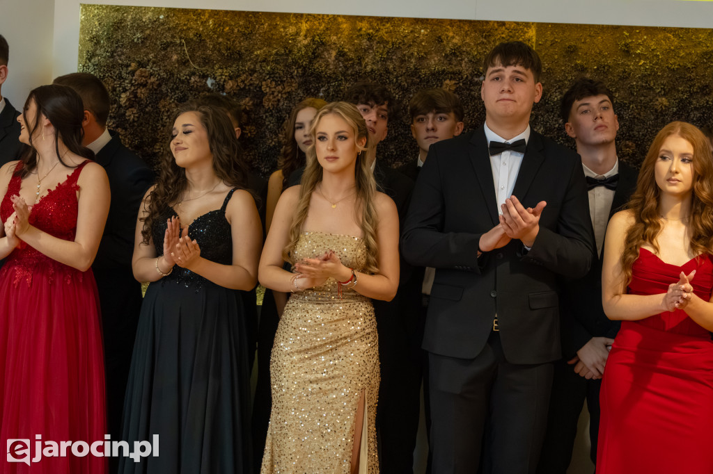 Studniówka 2025 maturzystów ZSP nr 1 w Jarocinie