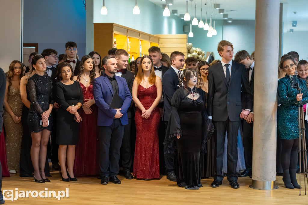 Studniówka 2025 maturzystów ZSP nr 1 w Jarocinie