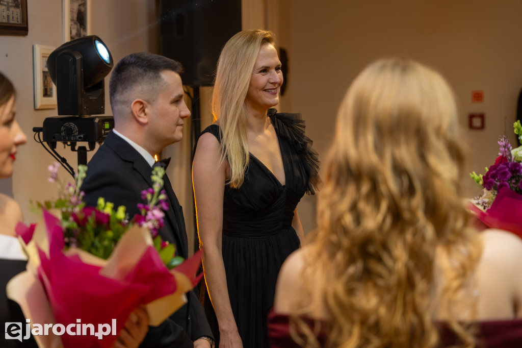 Studniówka 2025 maturzystów ZSP nr 1 w Jarocinie