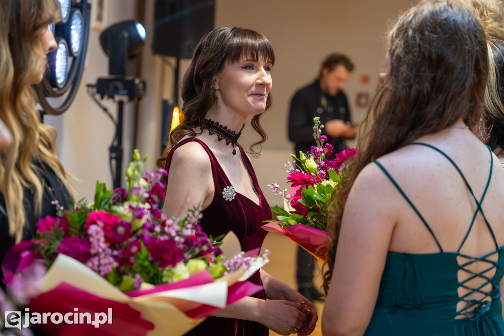 Studniówka 2025 maturzystów ZSP nr 1 w Jarocinie