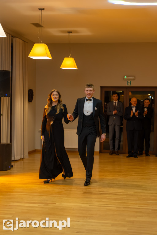 Studniówka 2025 maturzystów ZSP nr 1 w Jarocinie