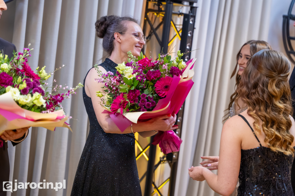 Studniówka 2025 maturzystów ZSP nr 1 w Jarocinie