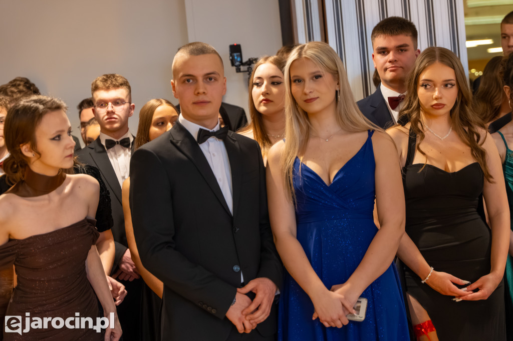 Studniówka 2025 maturzystów ZSP nr 1 w Jarocinie