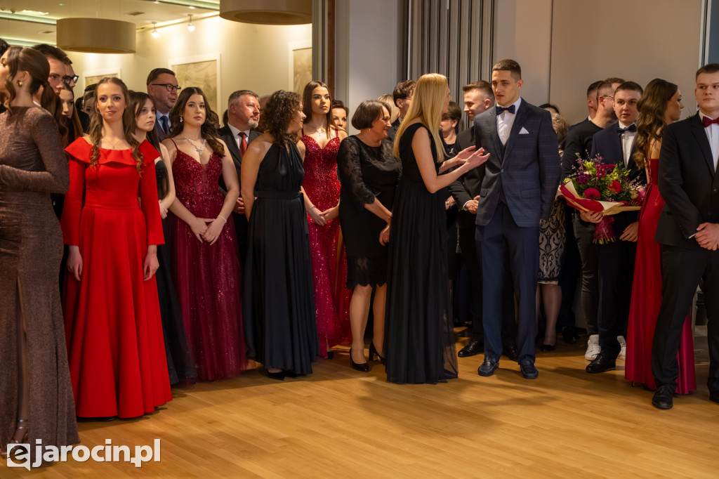 Studniówka 2025 maturzystów ZSP nr 1 w Jarocinie