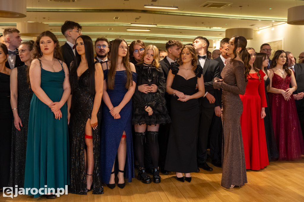 Studniówka 2025 maturzystów ZSP nr 1 w Jarocinie