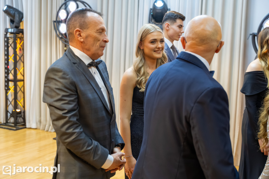 Studniówka 2025 maturzystów ZSP nr 1 w Jarocinie
