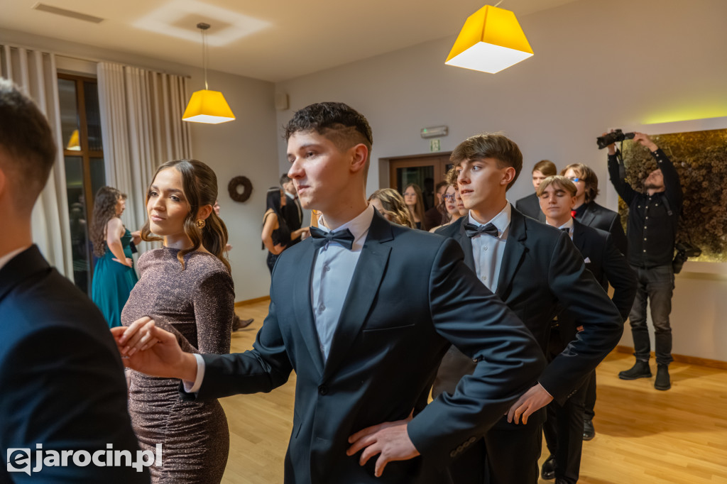 Studniówka 2025 maturzystów ZSP nr 1 w Jarocinie