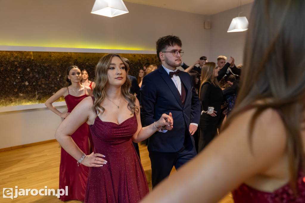 Studniówka 2025 maturzystów ZSP nr 1 w Jarocinie