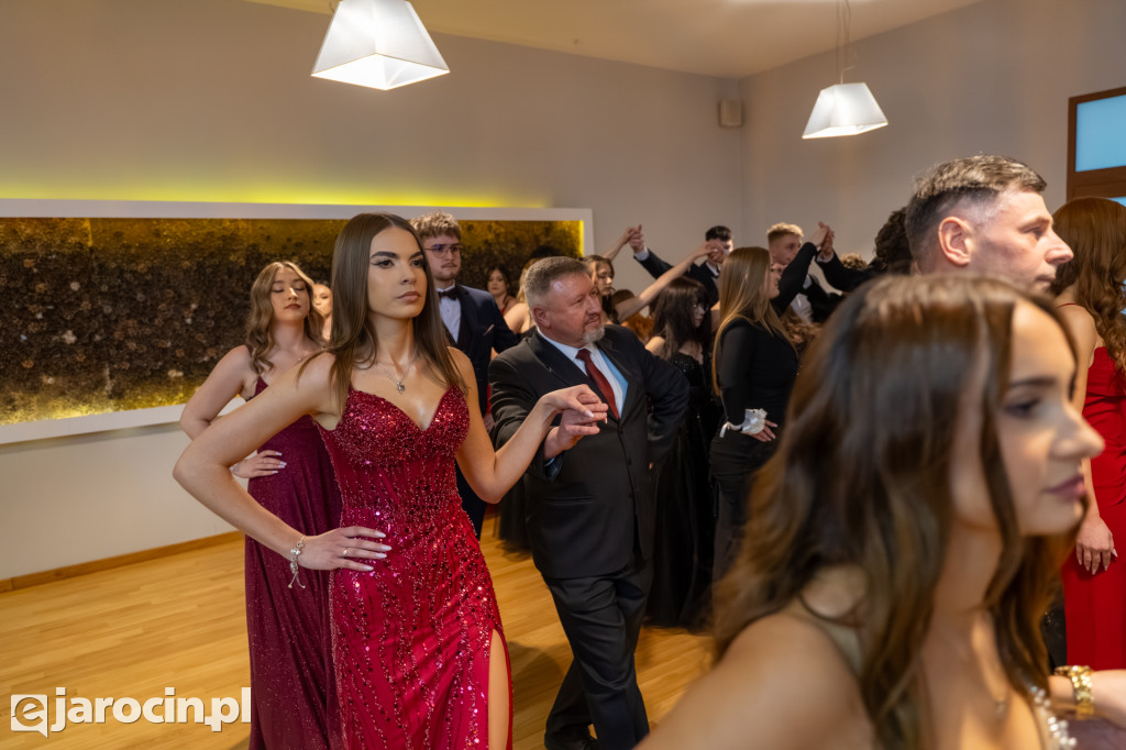 Studniówka 2025 maturzystów ZSP nr 1 w Jarocinie