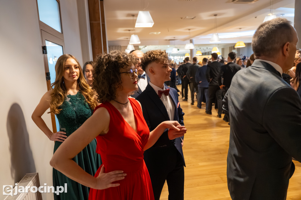 Studniówka 2025 maturzystów ZSP nr 1 w Jarocinie