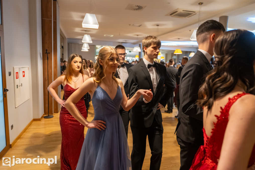 Studniówka 2025 maturzystów ZSP nr 1 w Jarocinie