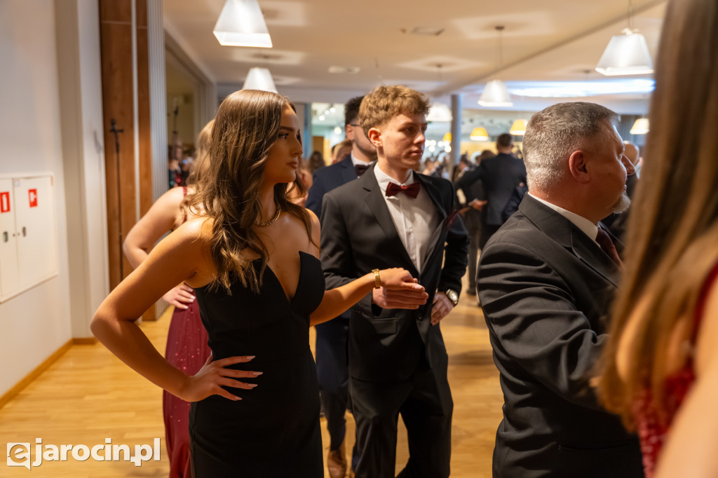 Studniówka 2025 maturzystów ZSP nr 1 w Jarocinie