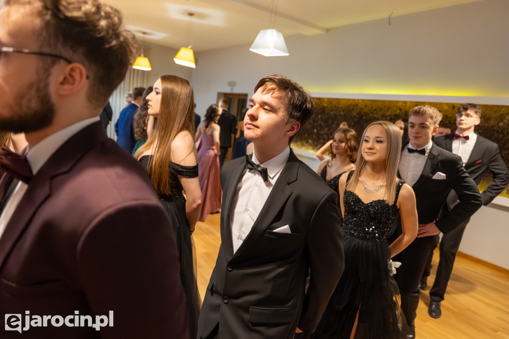 Studniówka 2025 maturzystów ZSP nr 1 w Jarocinie