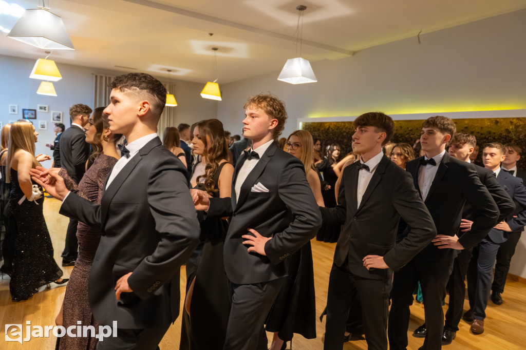 Studniówka 2025 maturzystów ZSP nr 1 w Jarocinie